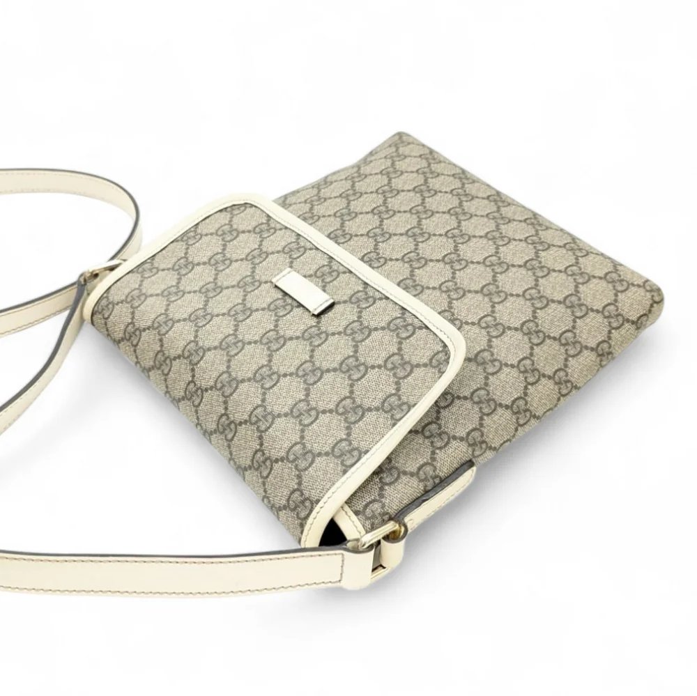 ✨️💎Authentic Gucci Crossbody Bag - Picture 3 of 16